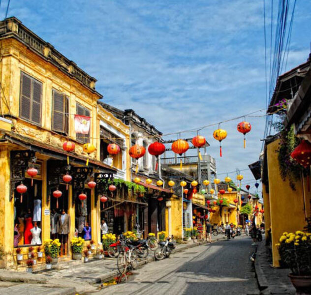 Hình ảnh Hội An mang nét đẹp kiến trúc cổ kính, lãng mạn, nên thơ