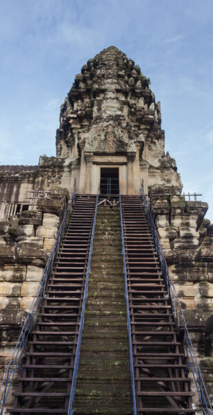Vẻ đẹp cổ kính của Angkor Wat ở Siem Reap