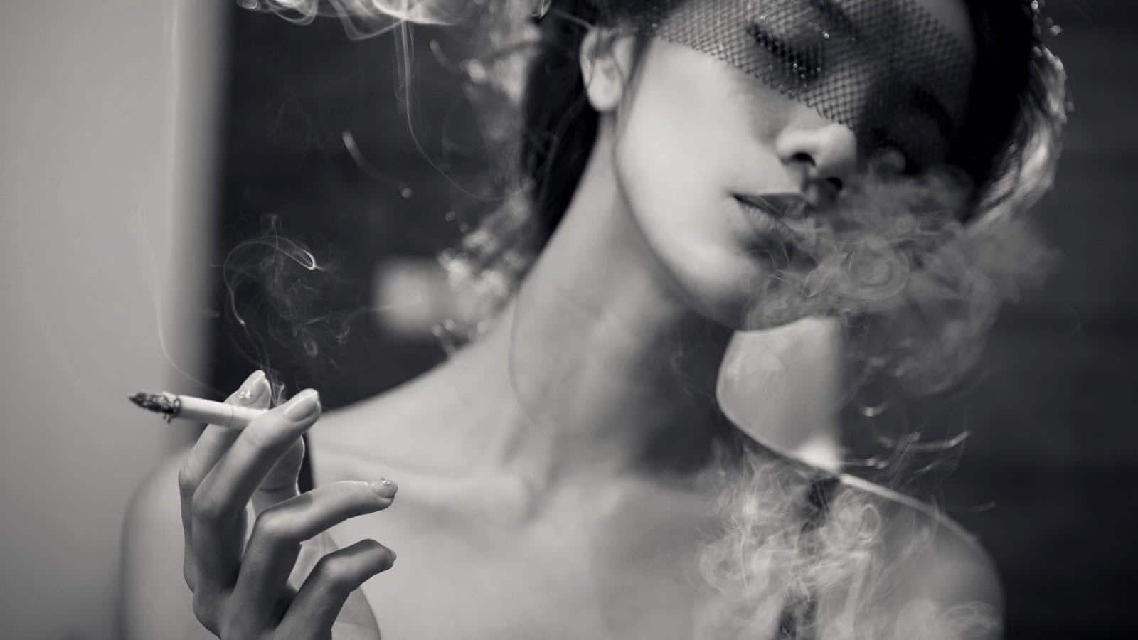 Top 101 hình ảnh girl xinh hút thuốc lá đẹp nhất làm avatar, hình nền điện thoại, status Facebook Zalo